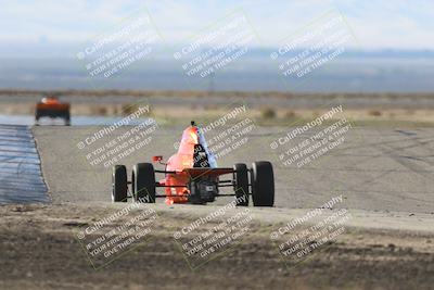 media/Oct-26-2025-CalClub SCCA (Sun) [[8ce1e69566]]/Group 6/Grapevine/